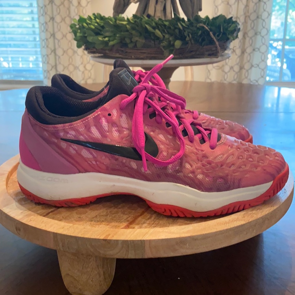 Women’s Nike Zoom Cage Tennis Shoes